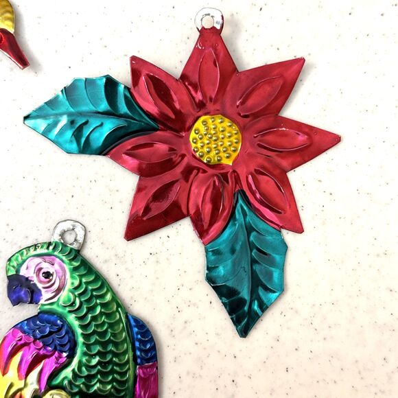 Vintage Mexican Folk Art Hand Painted Punched Tin Christmas Ornaments 6 Lot - Picture 5 of 16